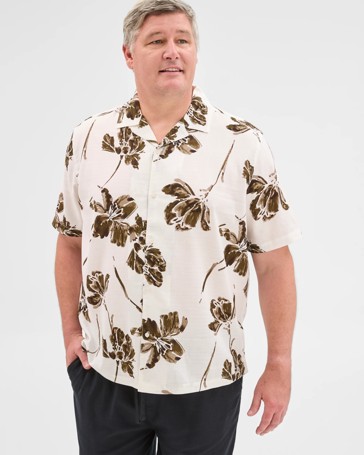 Preview Plus Size Short Sleeve Resort Shirt