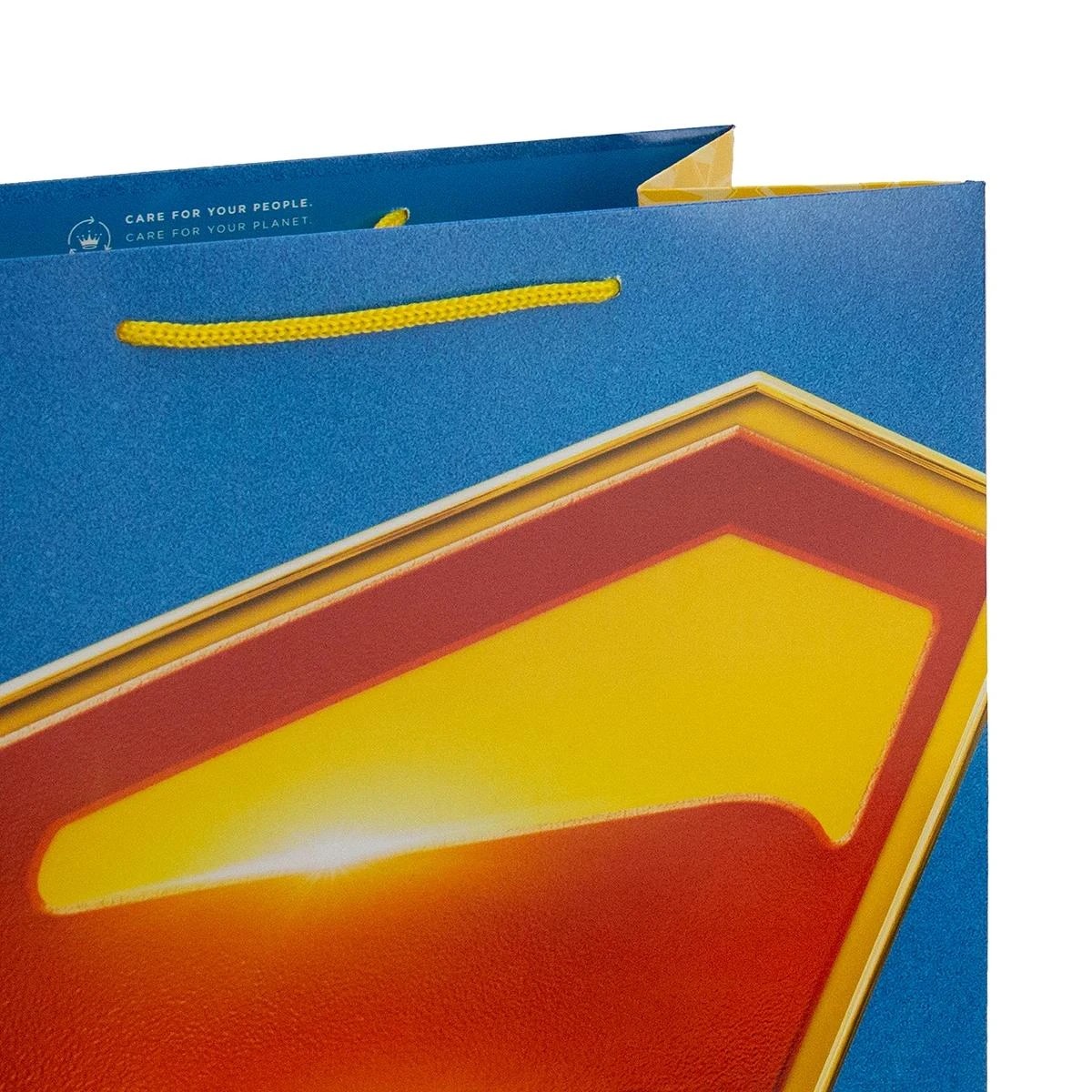 Hallmark Superman Shield Gift Bag - Medium 3 of 3