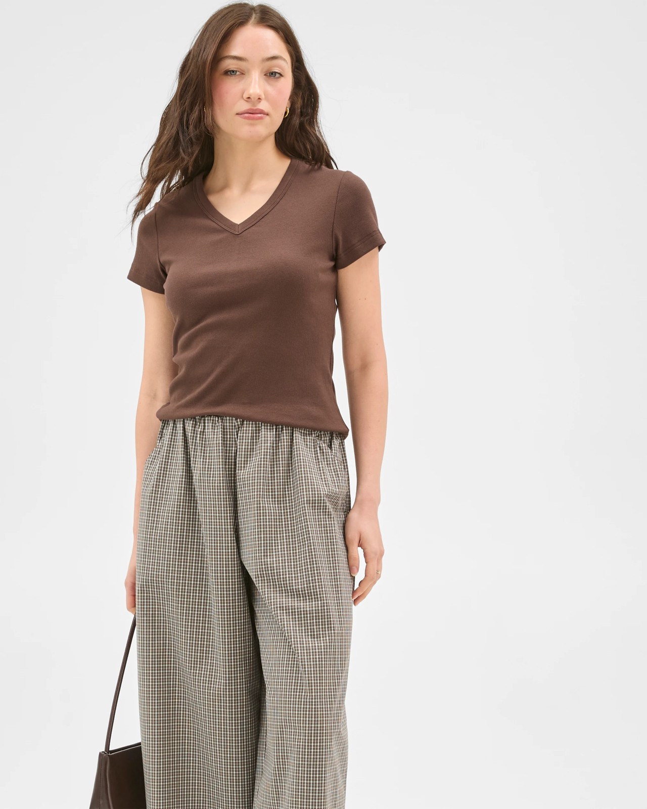 Lily Loves Australian Cotton Blend V-Neck Fitted T-Shirt - Bark 5 of 5