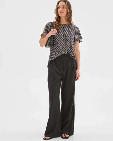 Preview Ella Crew Neck Blouse