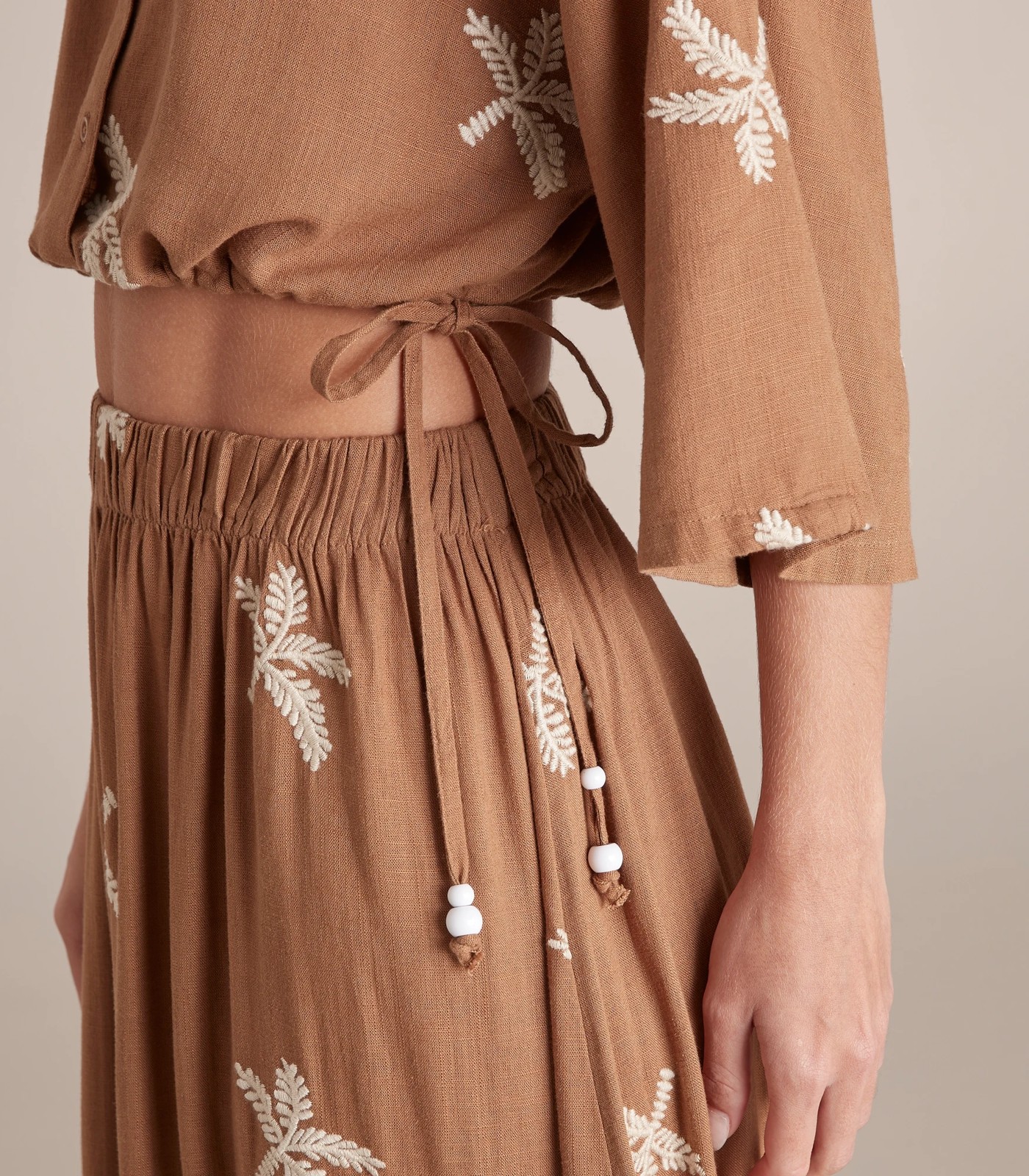 Preview Linen Blend Embroidered Cropped Button Down Shirt 3 of 6