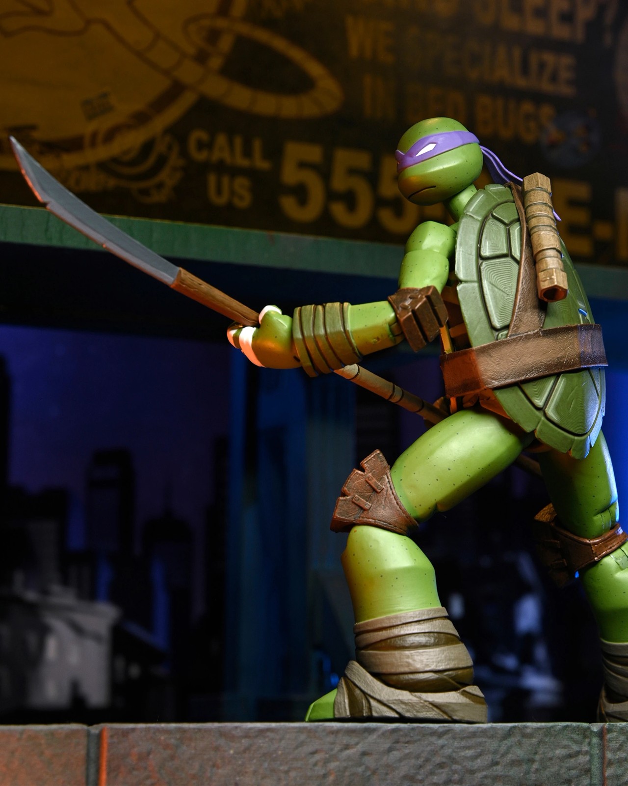 NECA TMNT Donatello Ultimate 7-Inch Scale Figurine 4 of 6