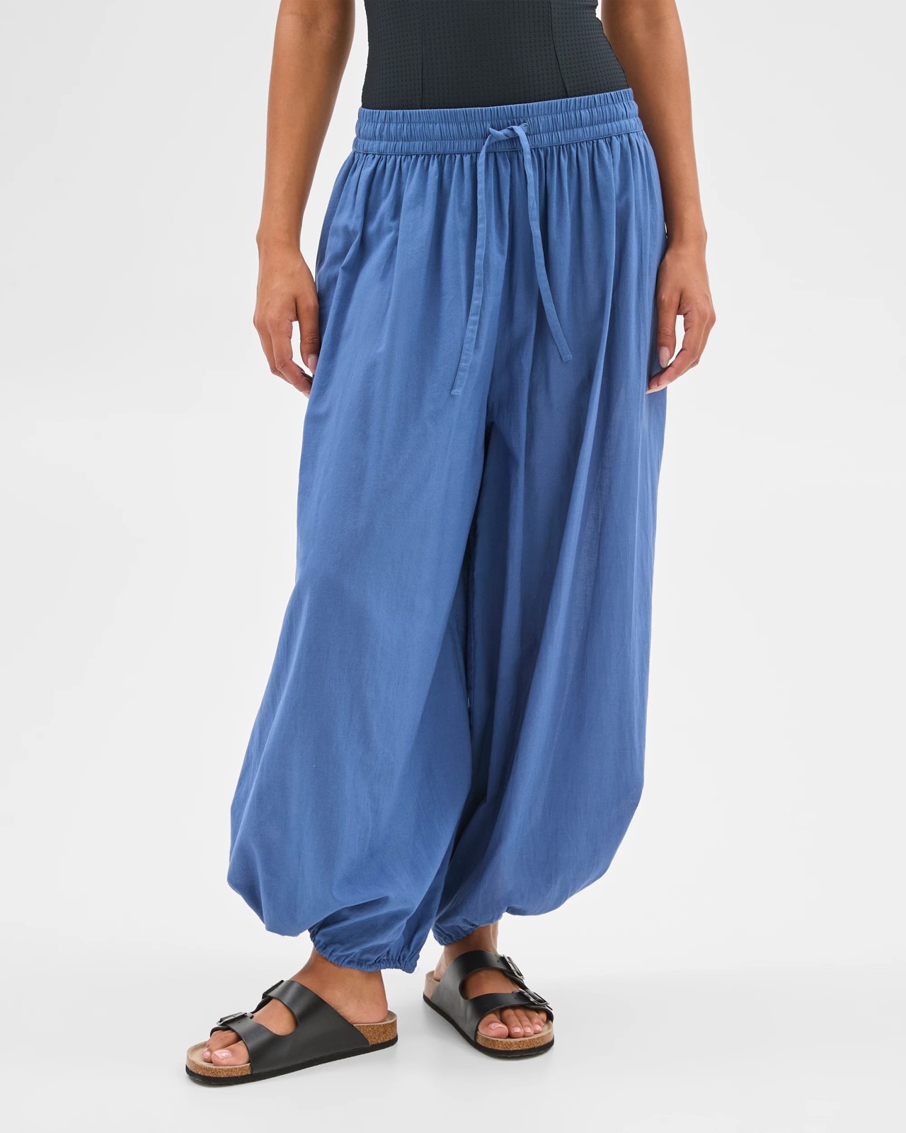 225_71916590_2+225T7191