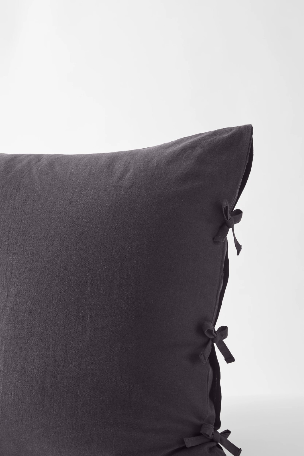 Laynie Linen/Cotton European Pillowcase - Charcoal 4 of 4