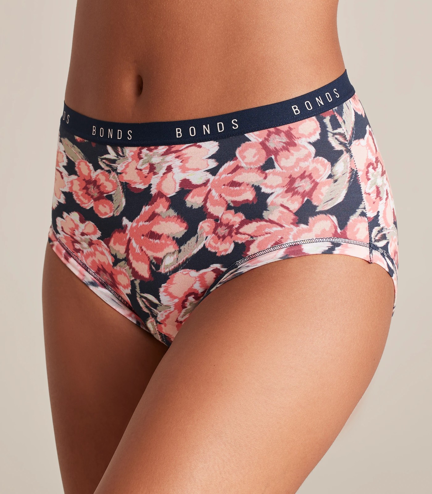 Bonds 3 Pack Cottontails Full Briefs; Style: WTNCT 2 of 6