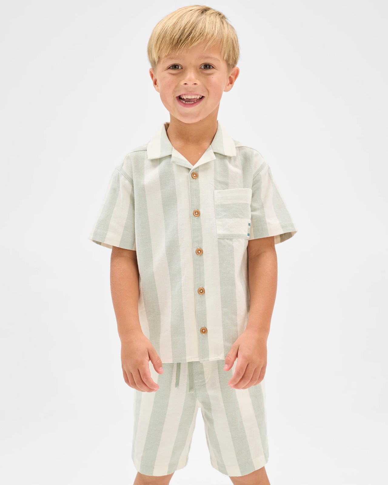 Shirt and Shorts 2 Piece Set - Green 2 of 5