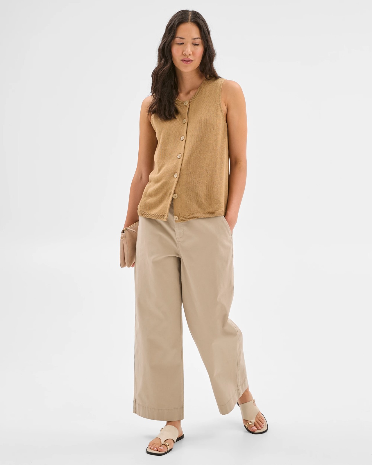 220_71699370_2+220T7169