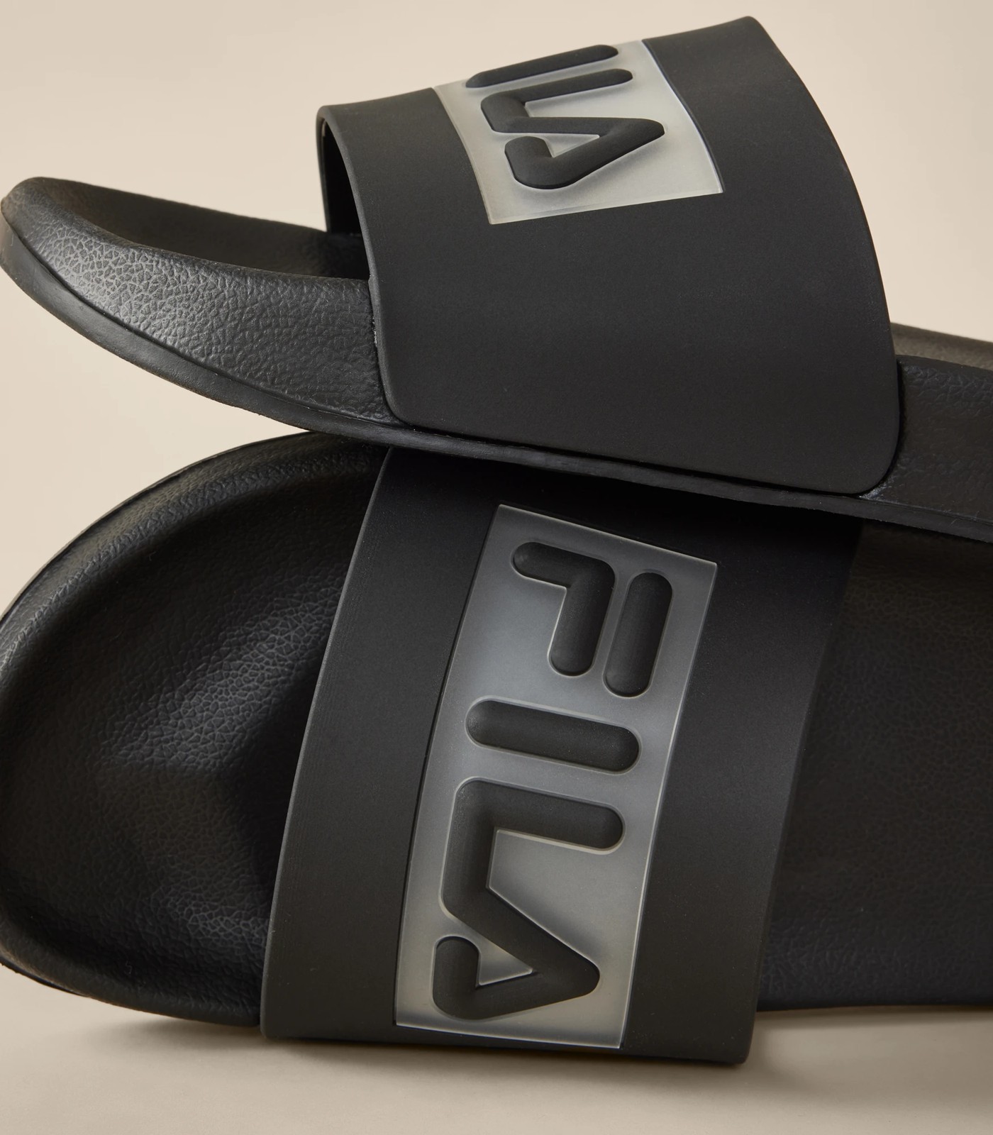 Fila hot sale drifter slides