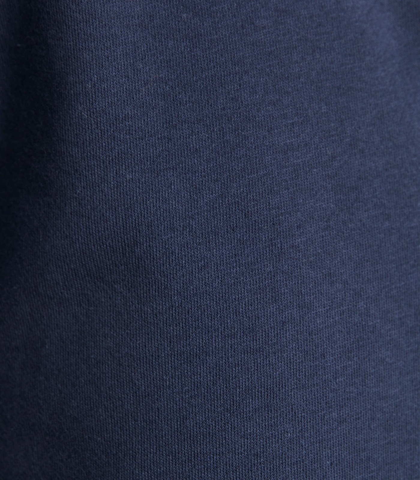 230_67433070_17+2347D8