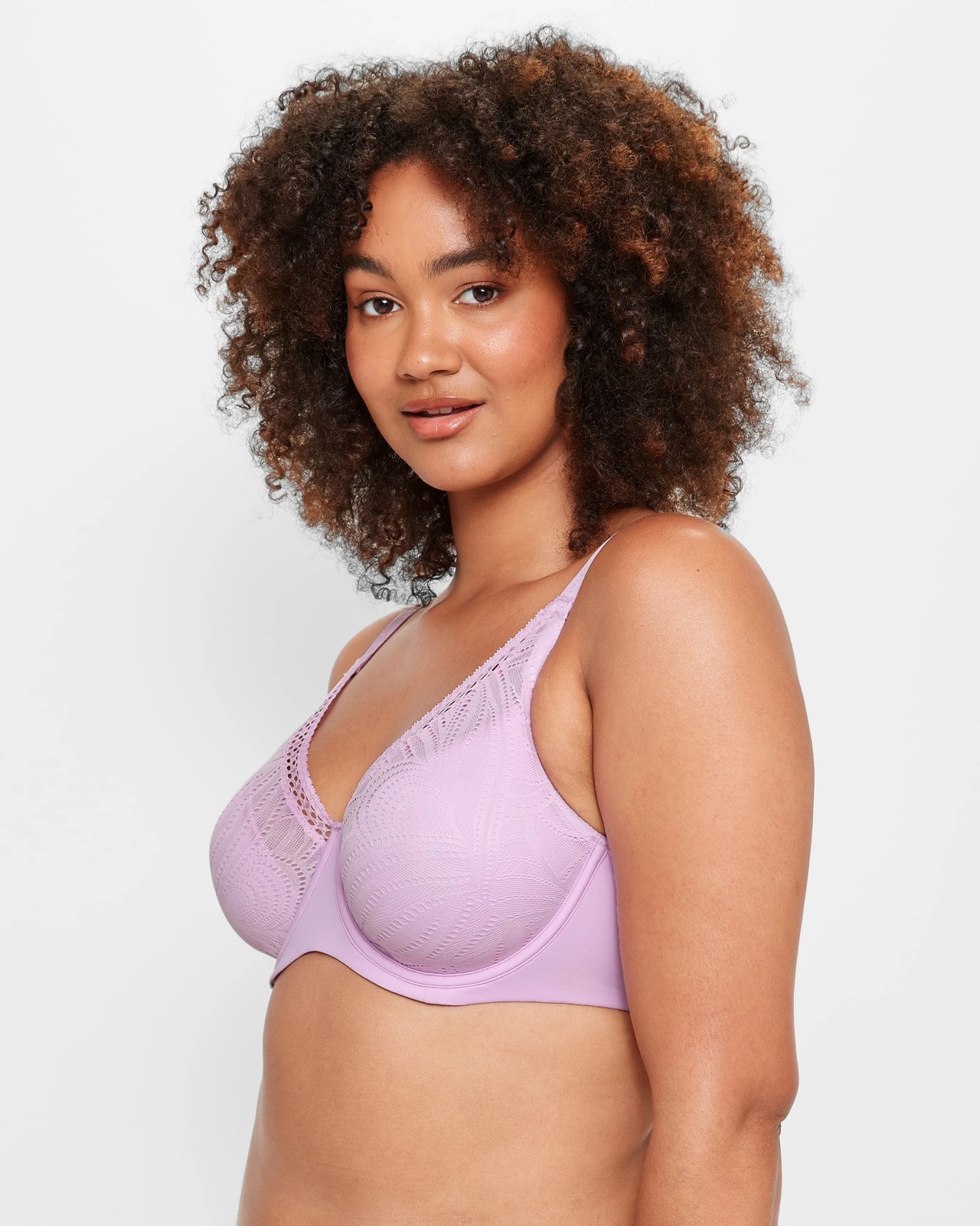 Minimiser Lace Underwire Bra 2 of 3