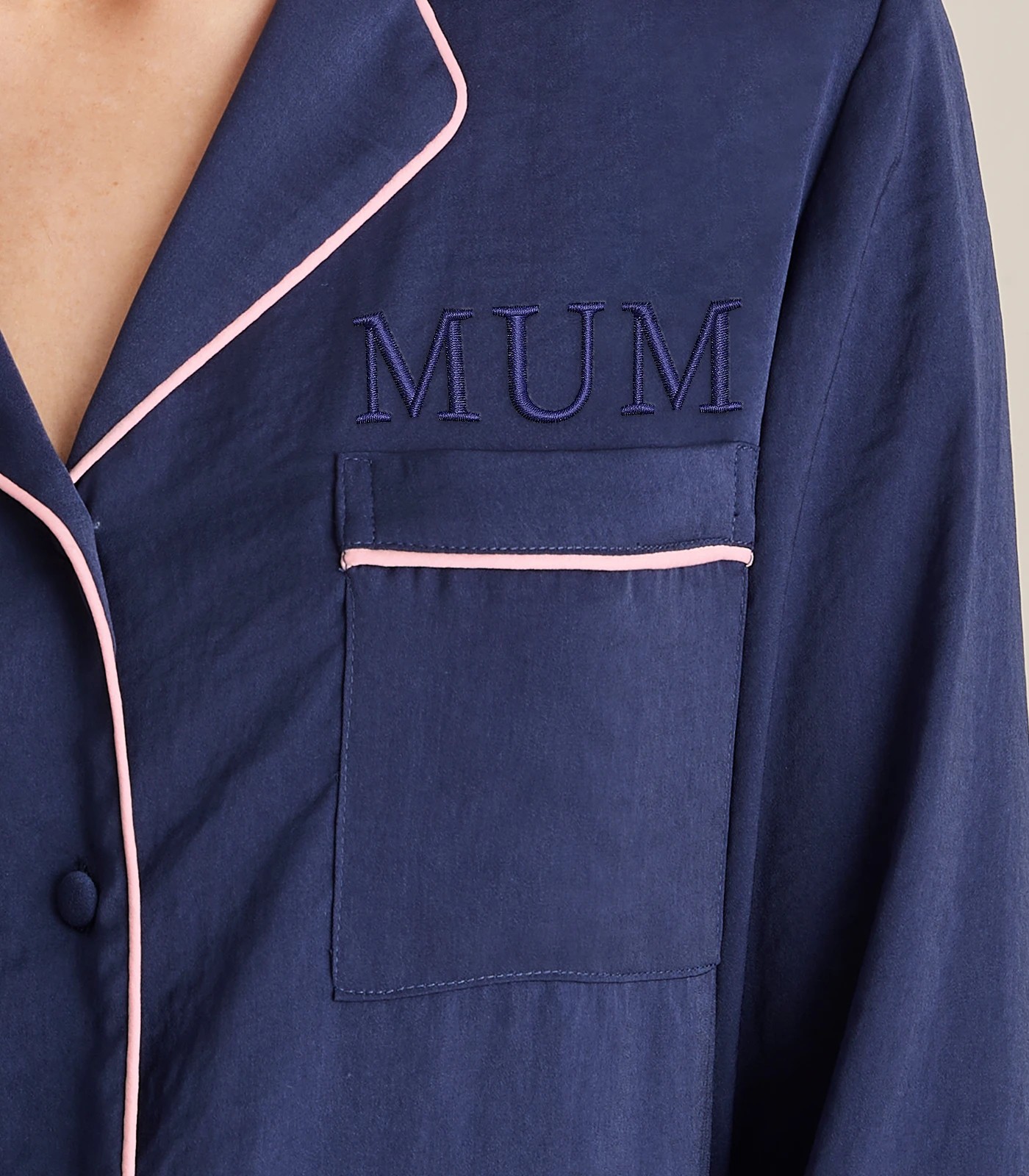 67457557_Navy Serif