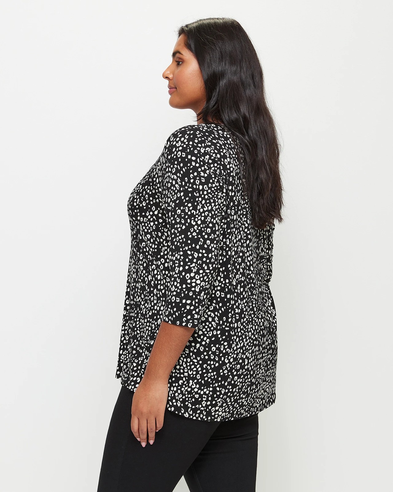 Curve 3/4 Sleeve T-Shirt 3 of 6