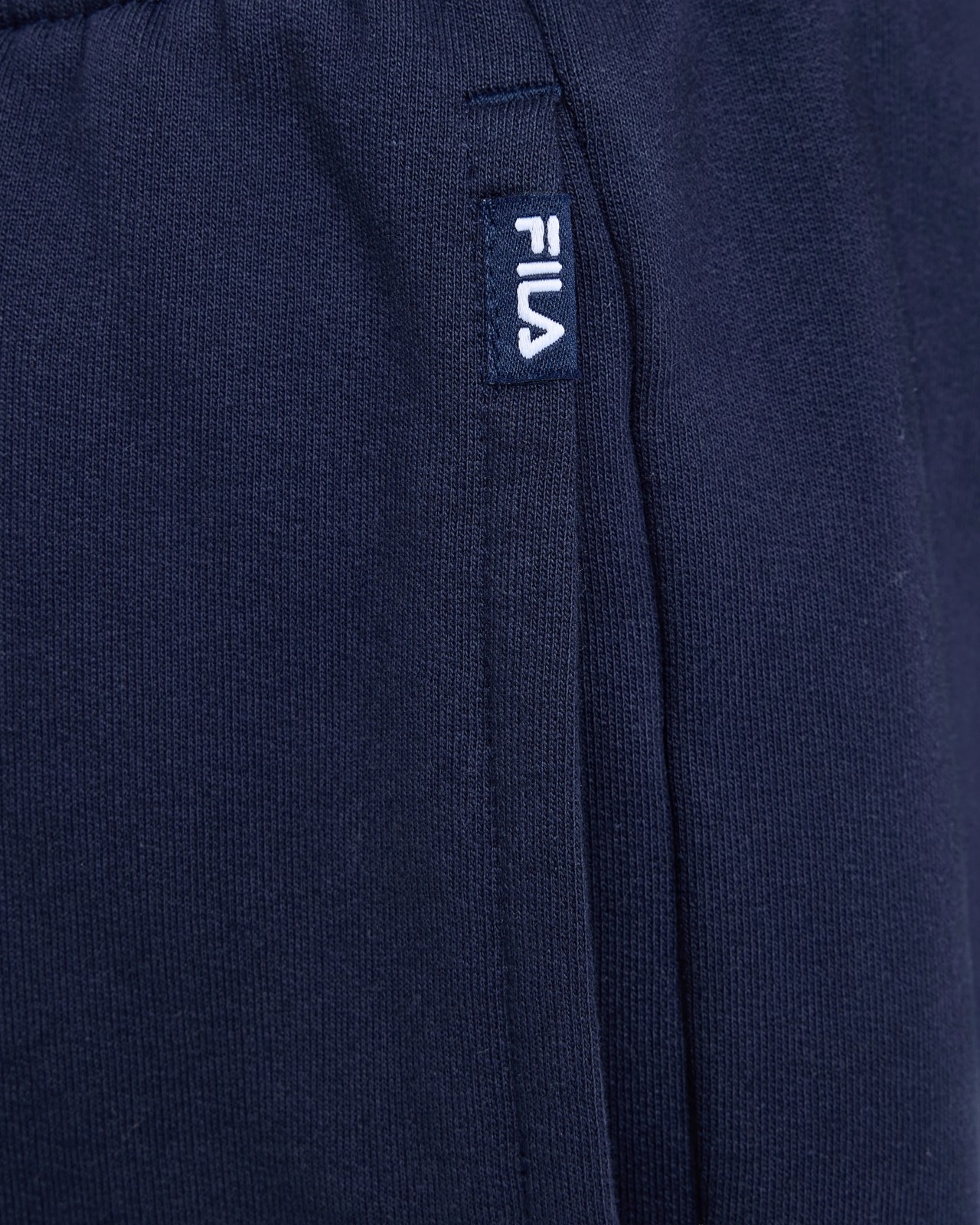 73042389-IMG-007