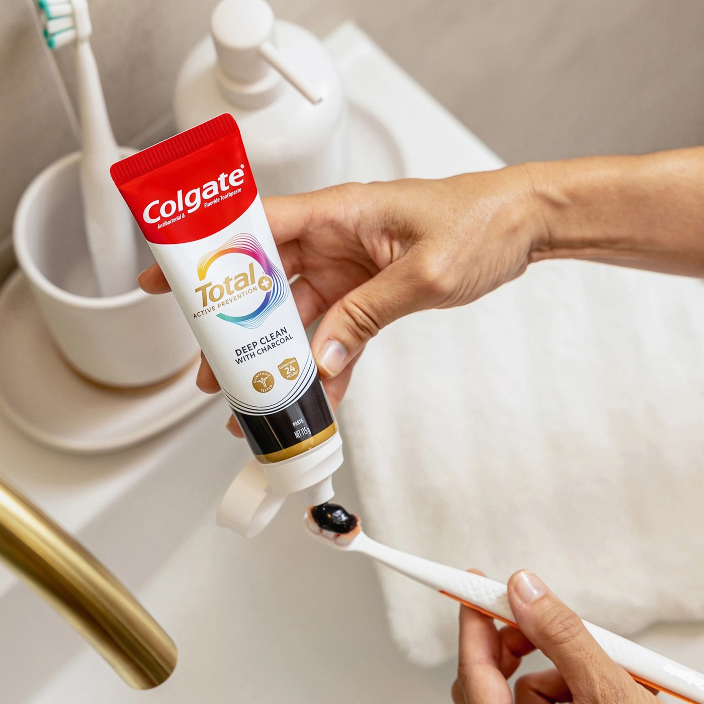 Colgate Total Charcoal Deep Clean Toothpaste 2 of 6