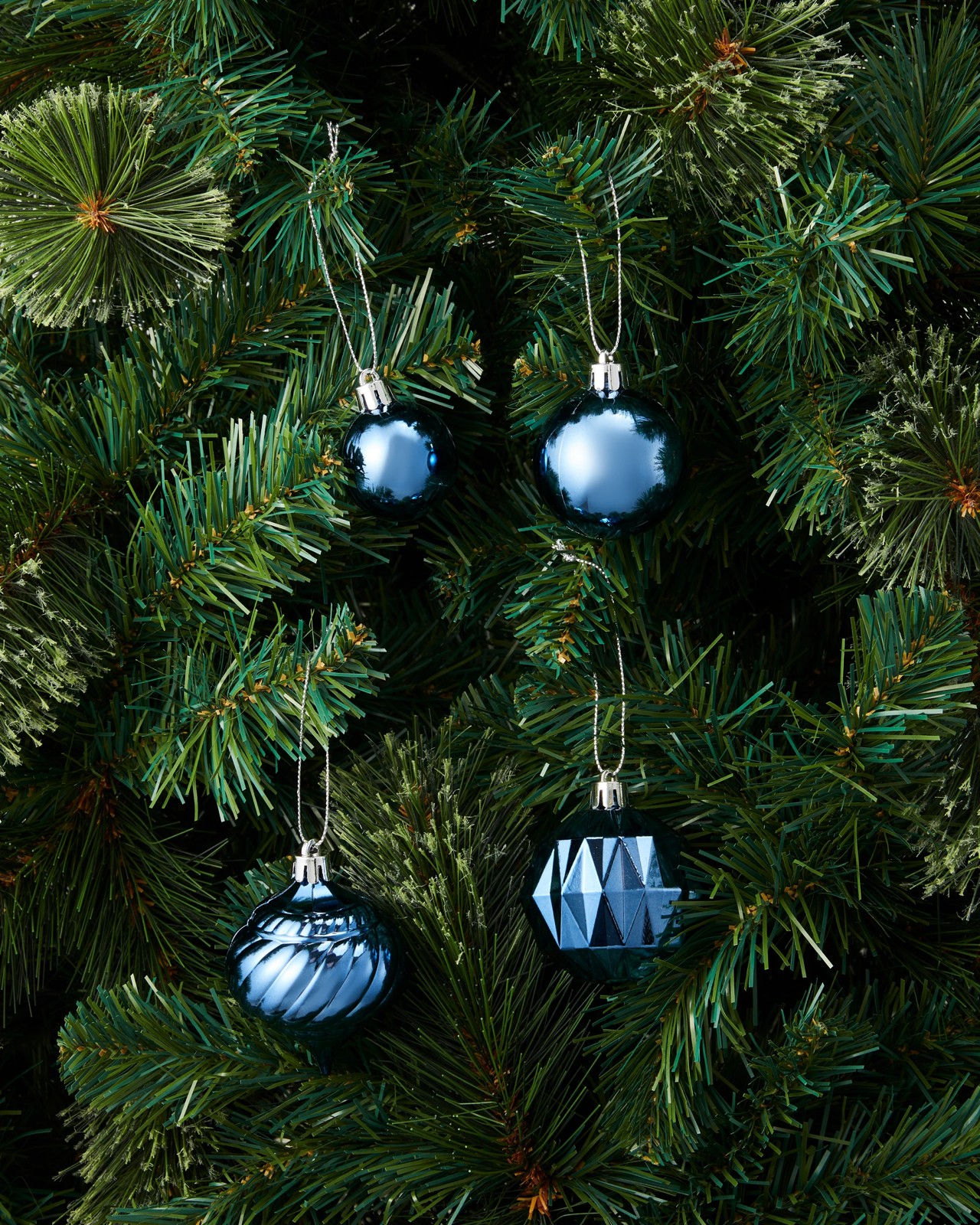 Anko 100 Pack Blues Baubles 4 of 5