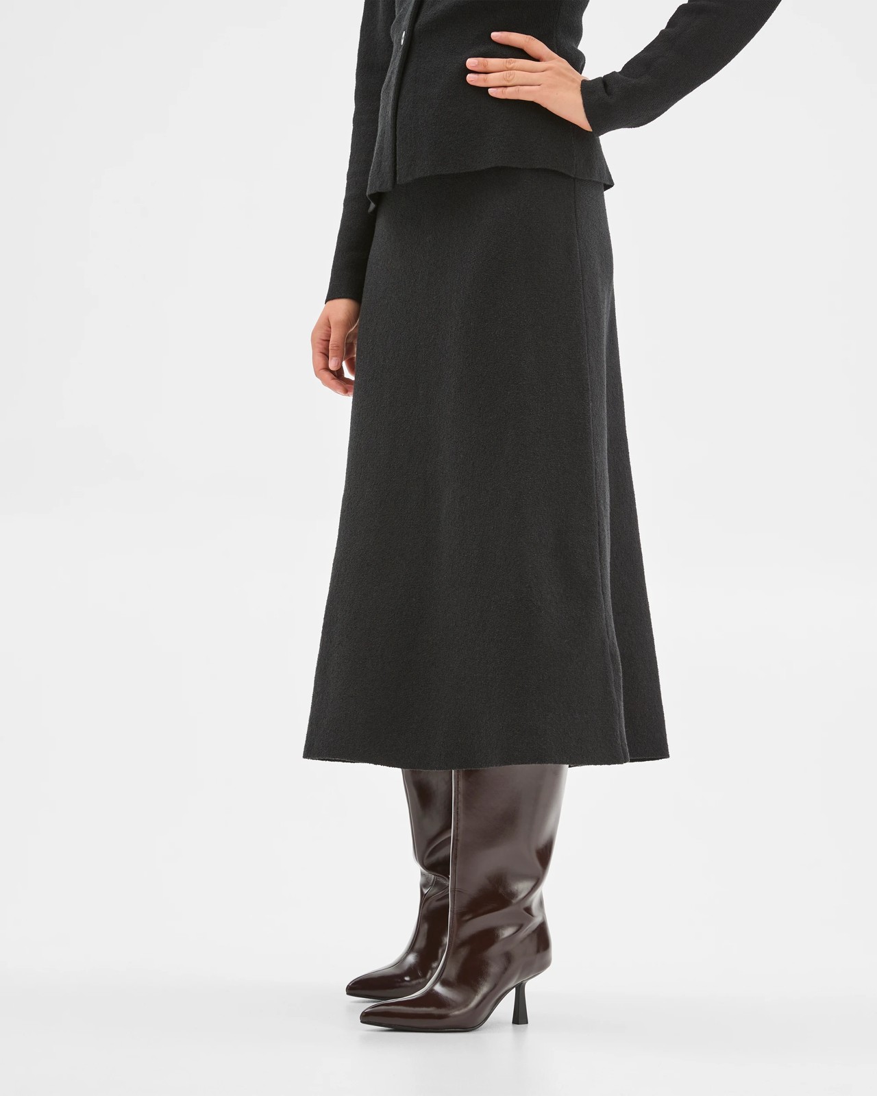 Preview Boucle Knit Midi Skirt - Black 4 of 6