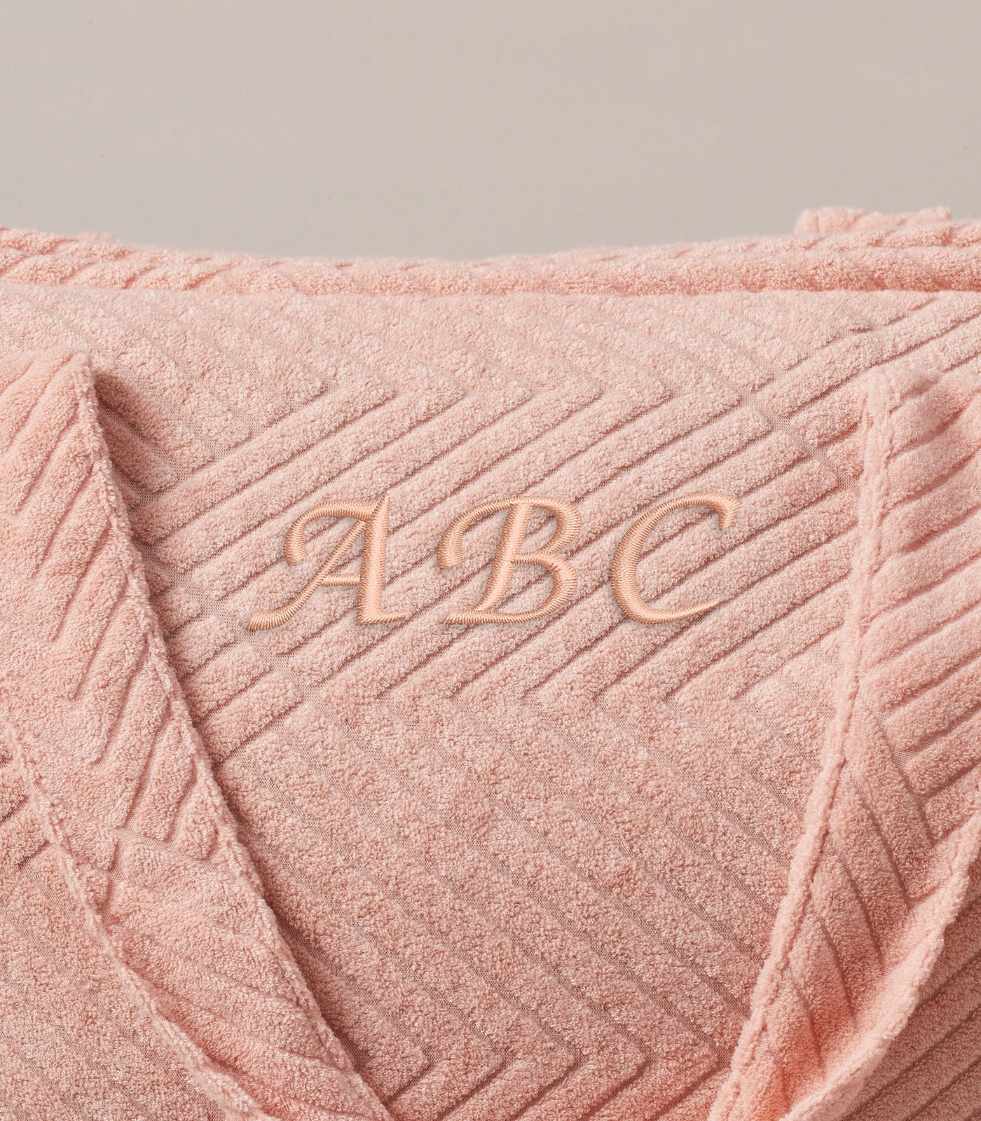 67113712_Cursive Peach