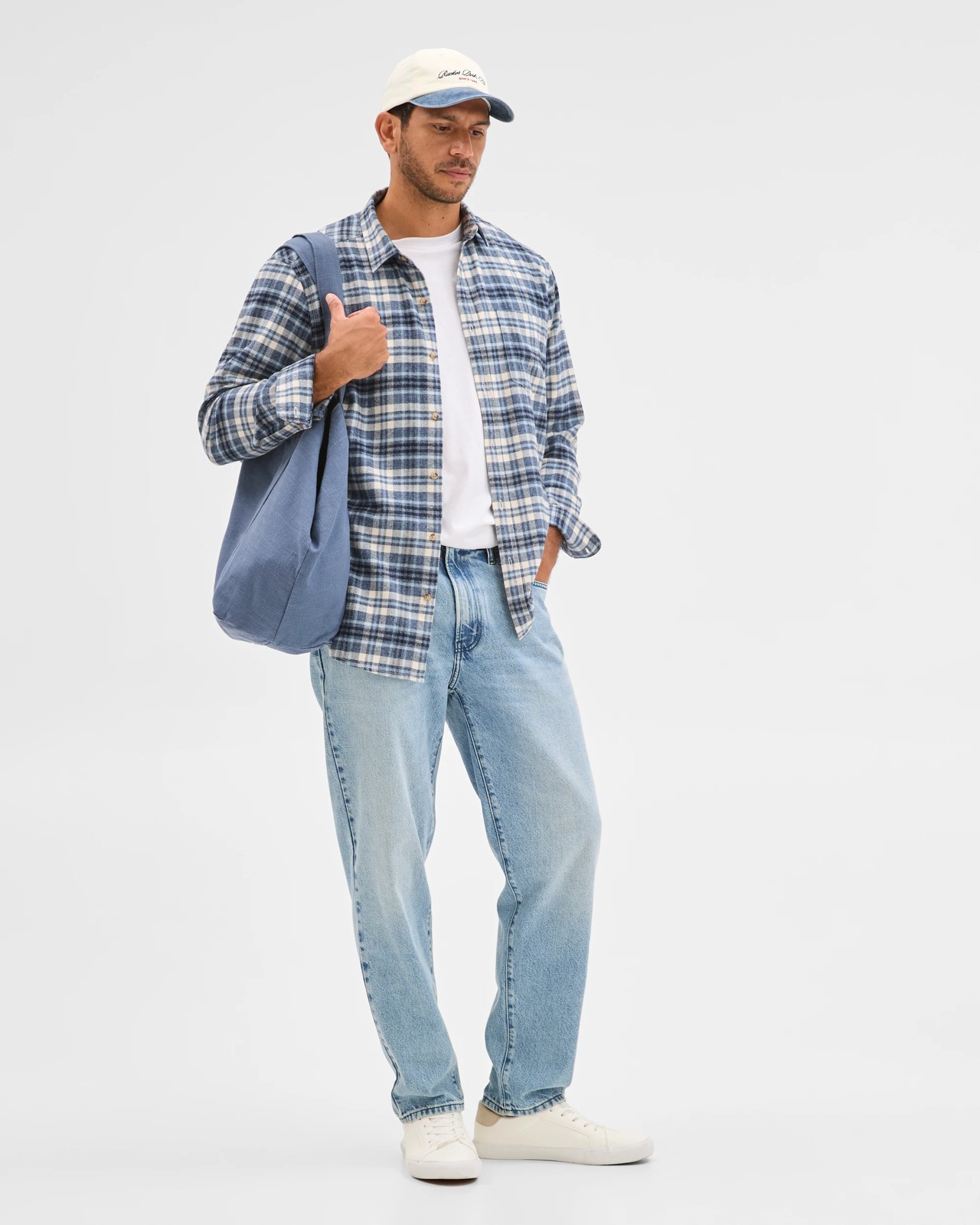 415_72224380_2+415T7222