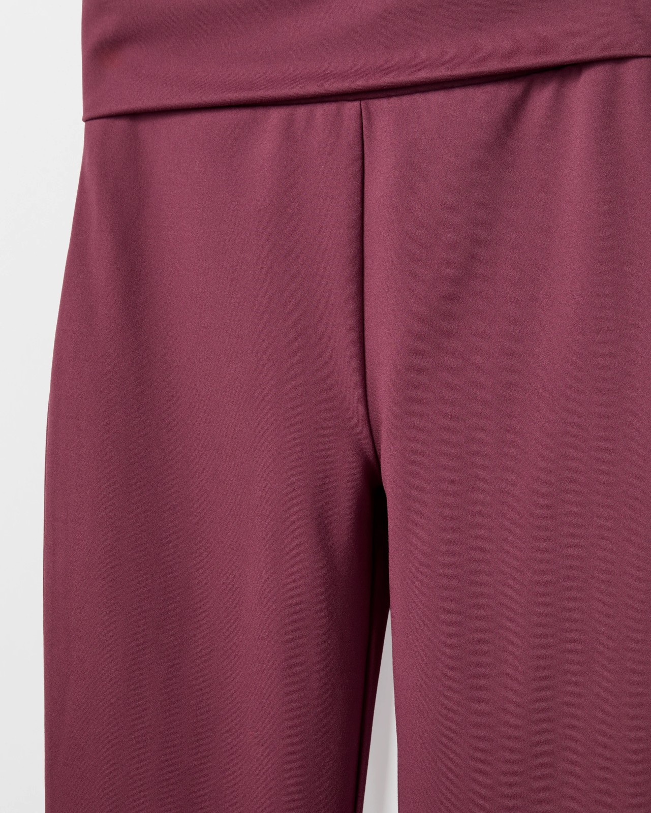 320_71838403_2+320T7183