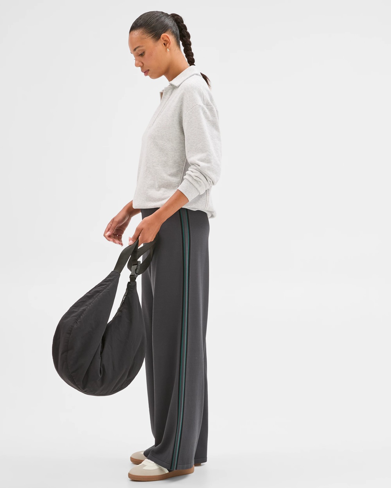 230_72095843_2+230T7209