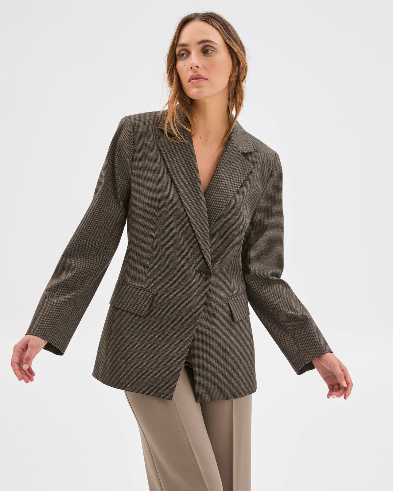 Preview Double Houndstooth Blazer 3 of 5