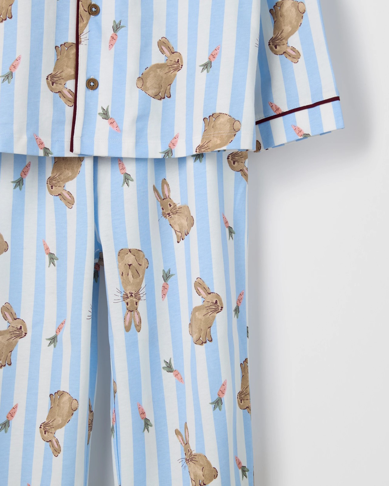 370_72043806_7+370T7204