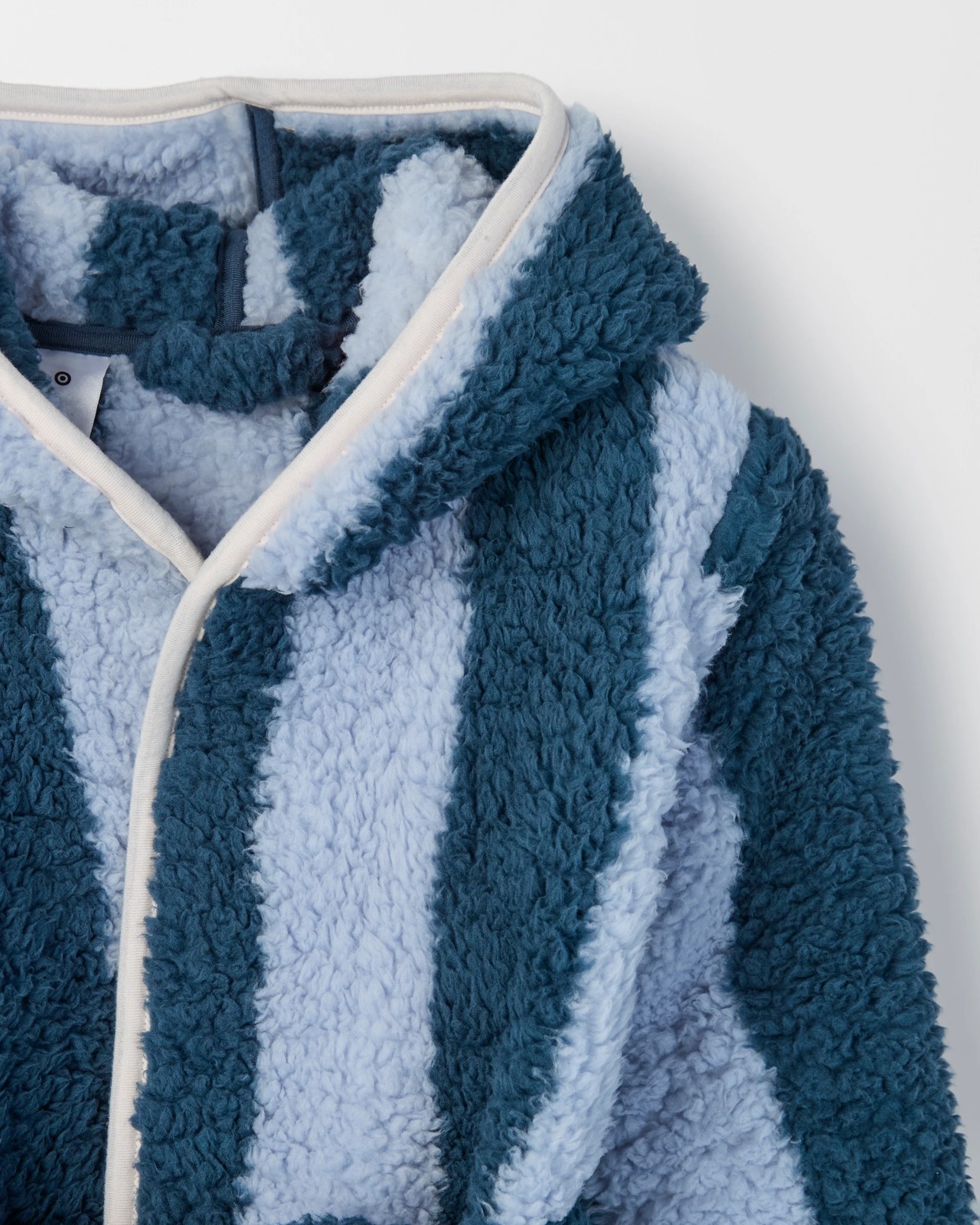 370_72153925_2+370T7215