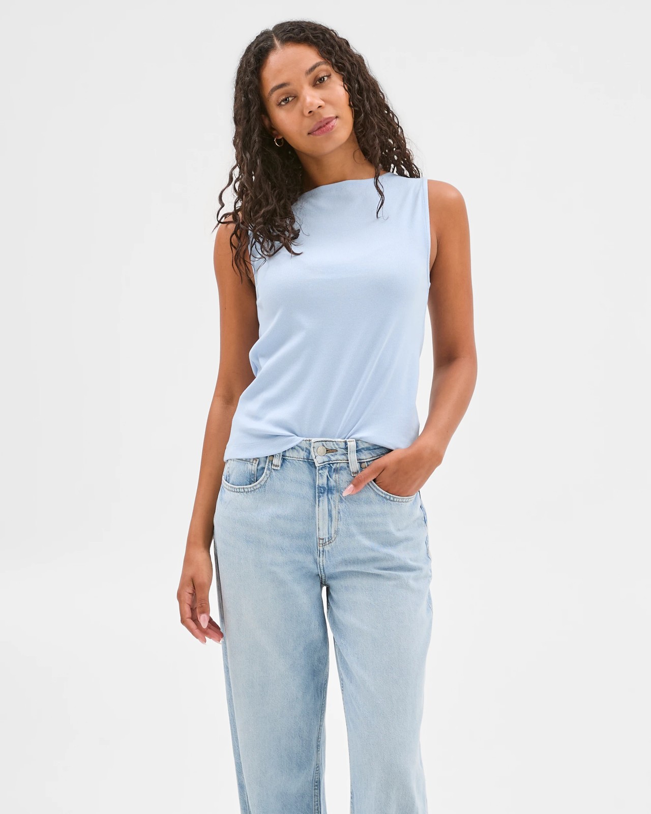 220_71617978_4+220T7161