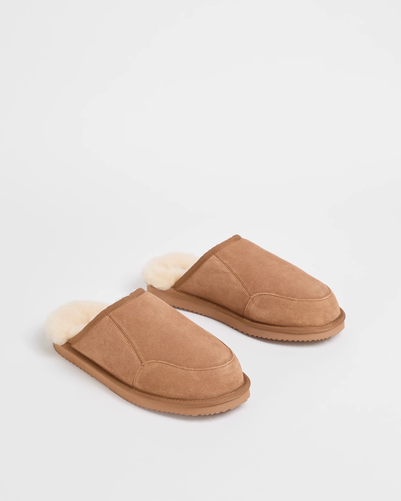 Australian Design Sheepskin and Leather Slipper Scuff - Chestnut 2 of 3