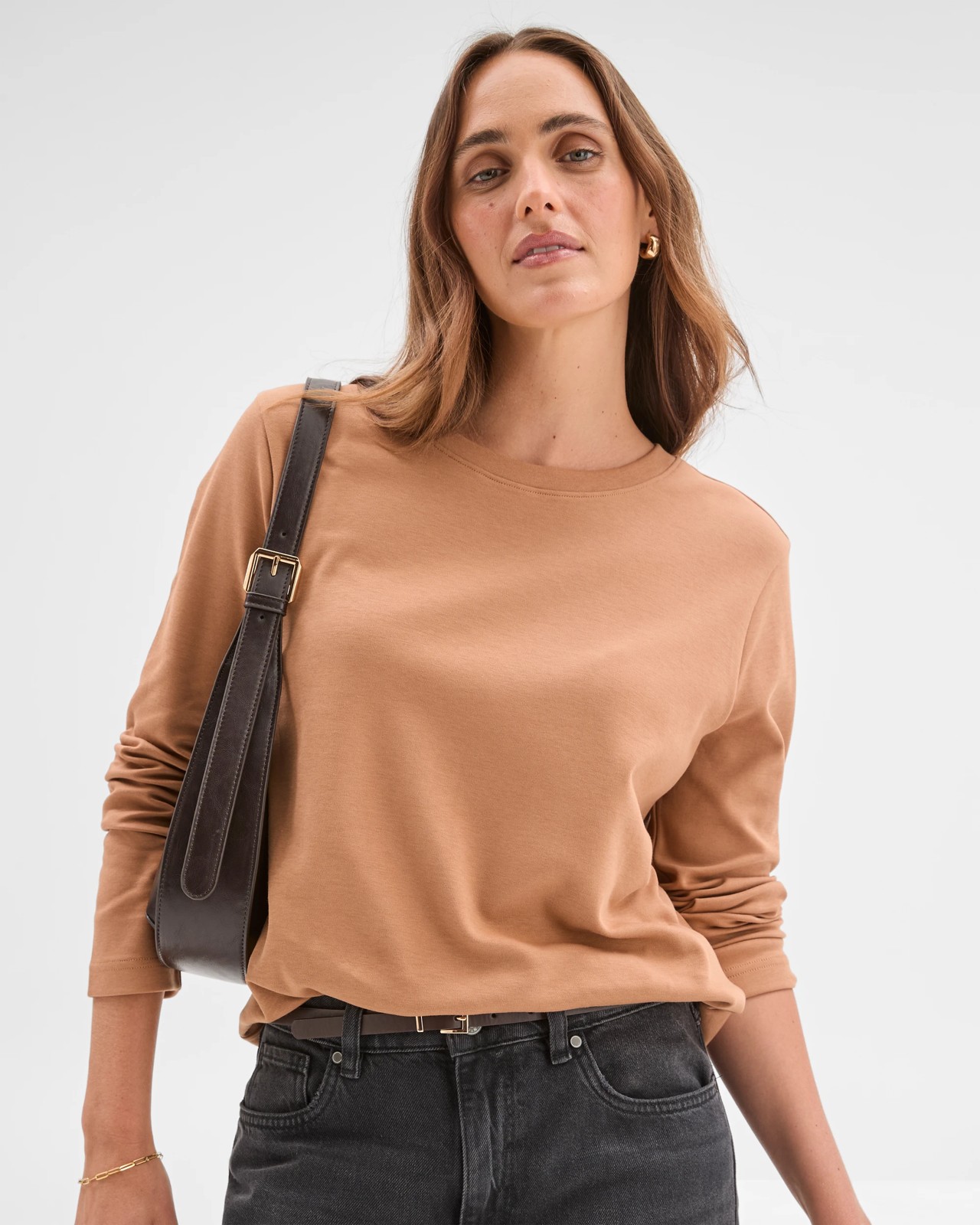 220_72143537_3+220T7214