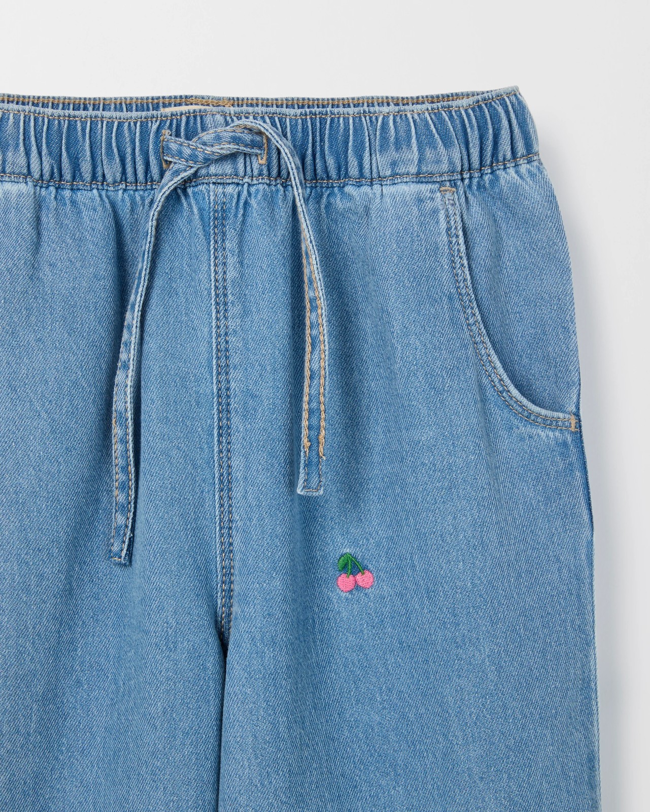 Wide Leg Denim Jeans - Light Wash 6 of 6
