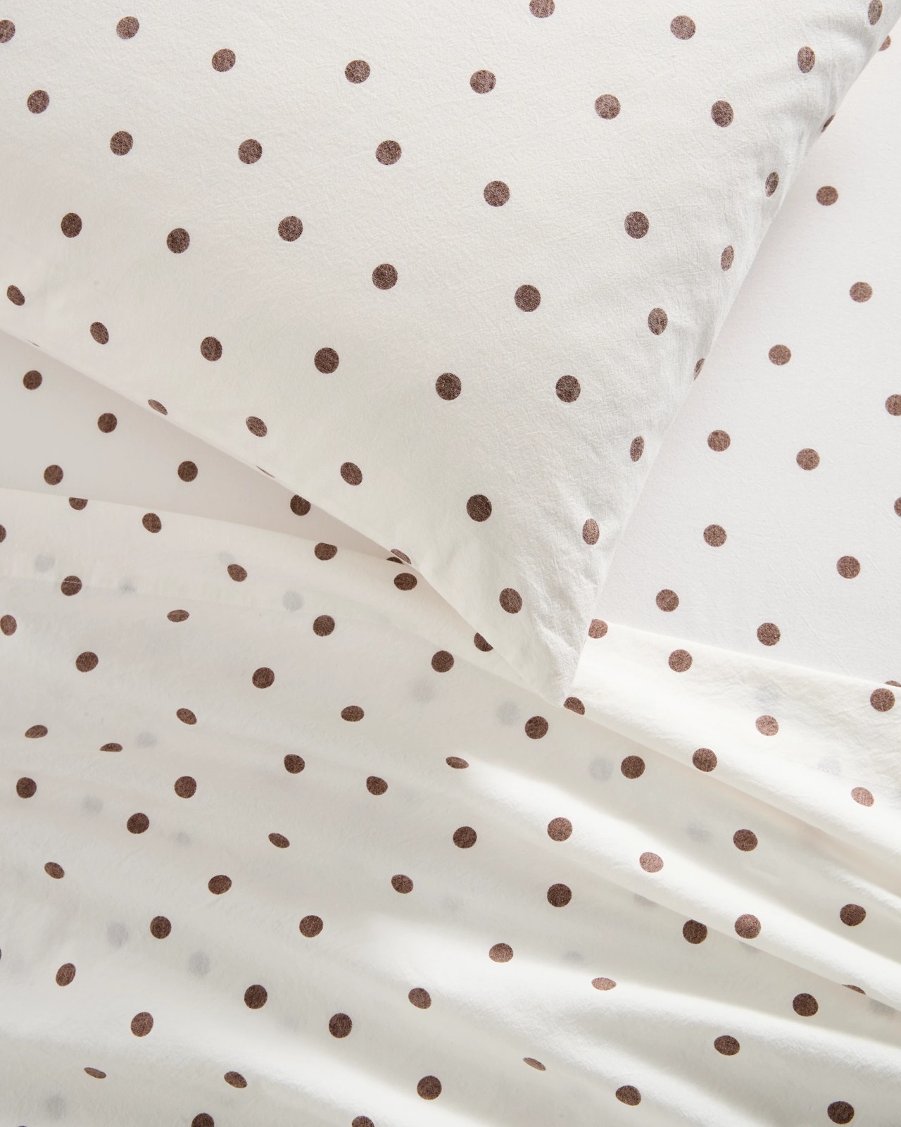 Arlo Polka Dot Stonewash Cotton Fitted Sheet - Tiramisu 3 of 3