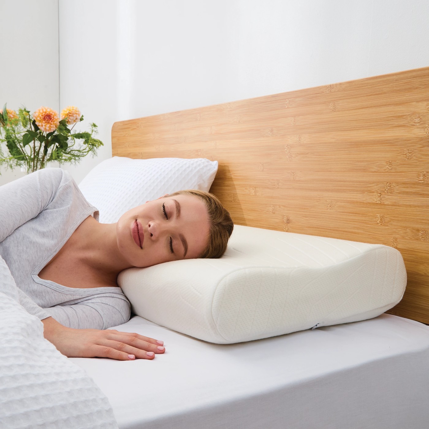 Anko Adjustable Contoured Memory Foam Pillow 2 of 6