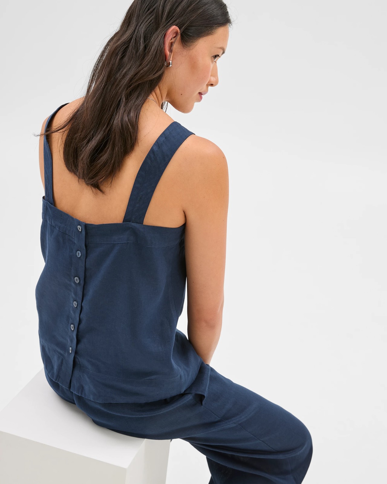 225_71689432_7+225T7168