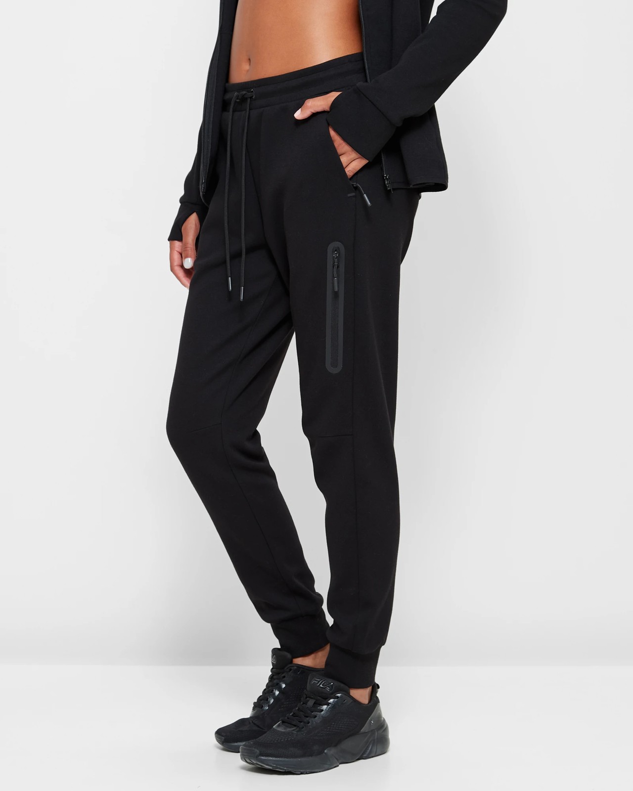 230_67445073_3+27D776