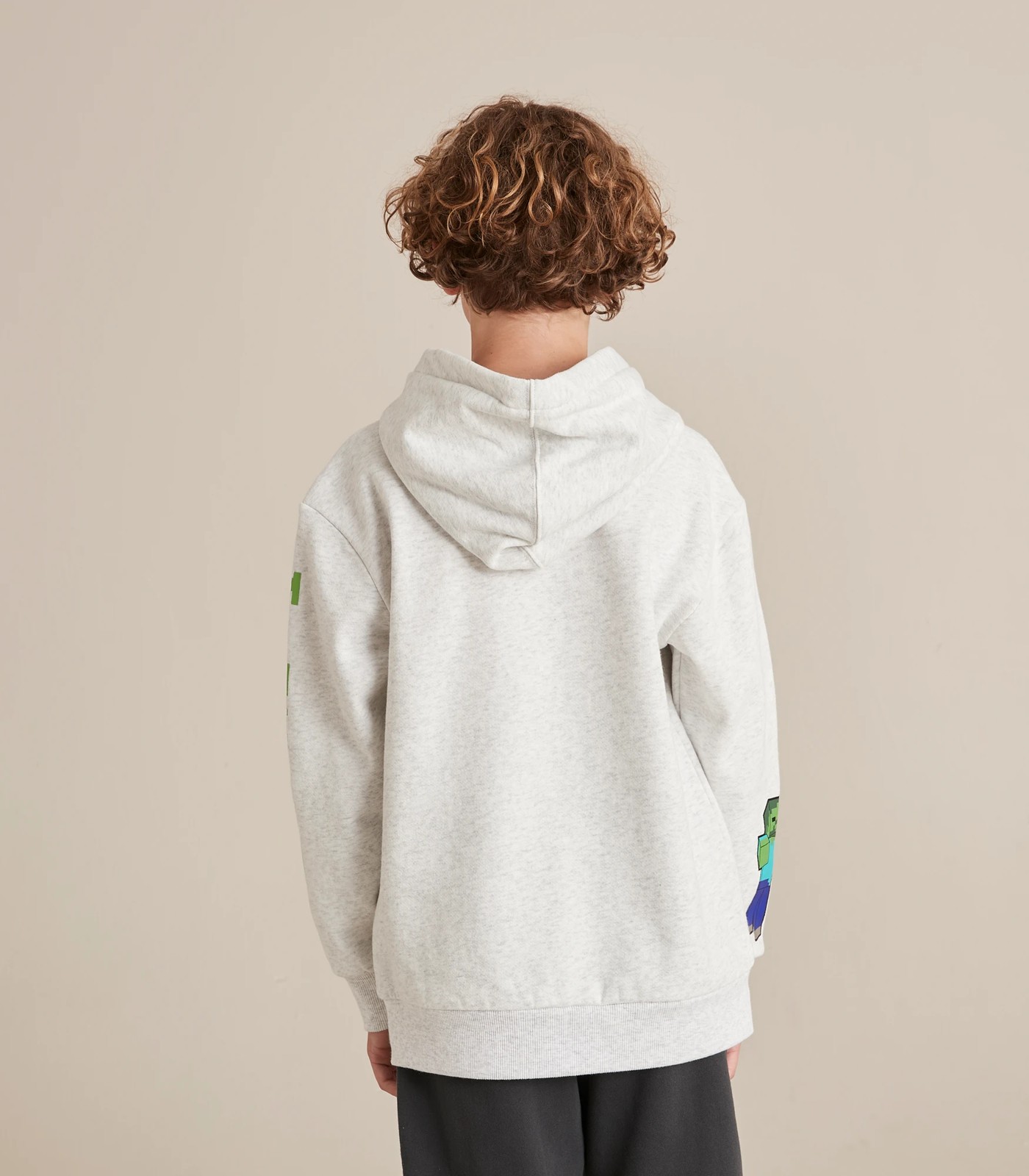 67362356_12+22943C_375