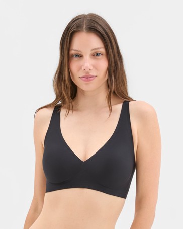Smooth Moves No Show Bonded Wirefree Crop Bra