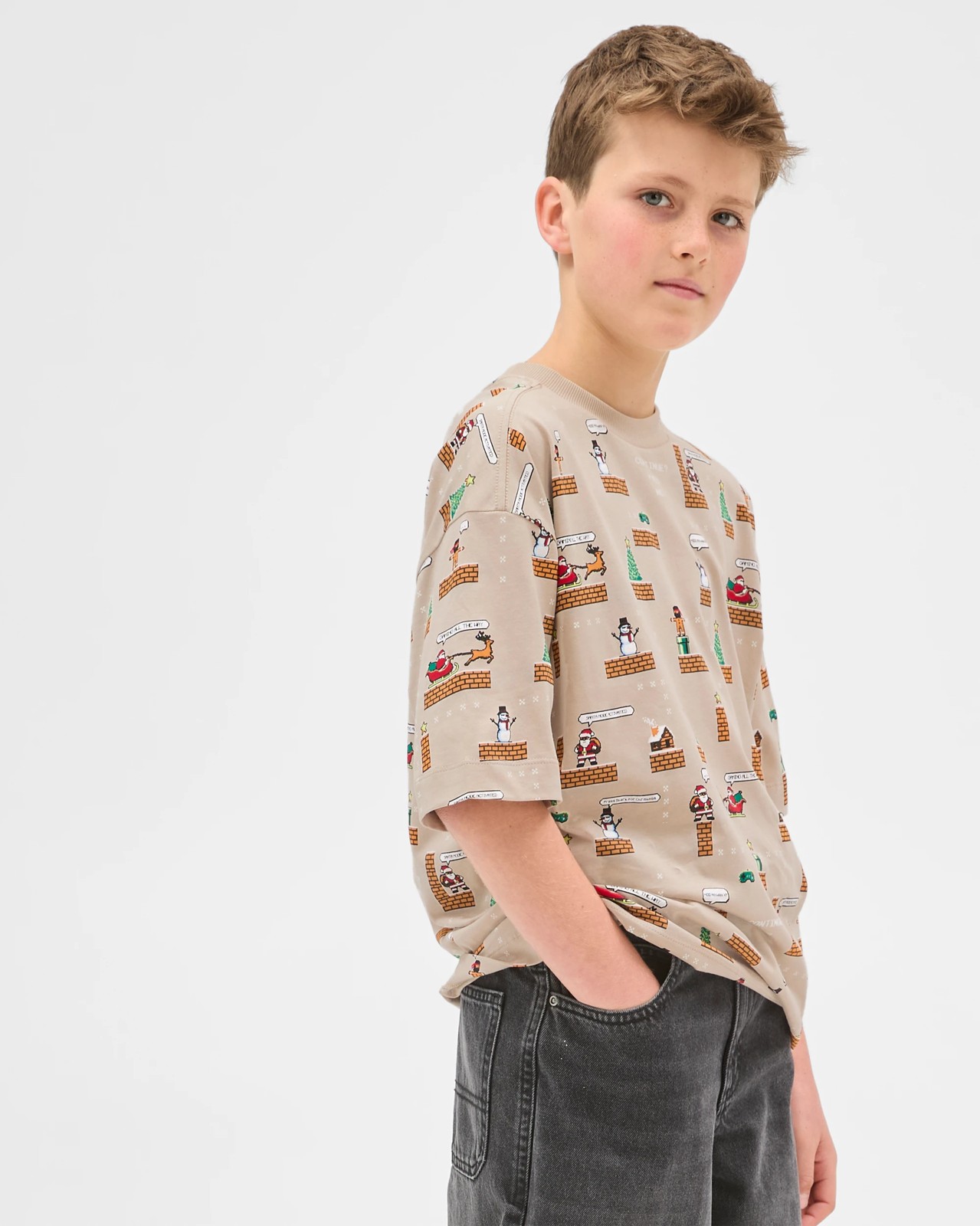 Australian Cotton Christmas Oversized T-Shirt - Neutral 2 of 5