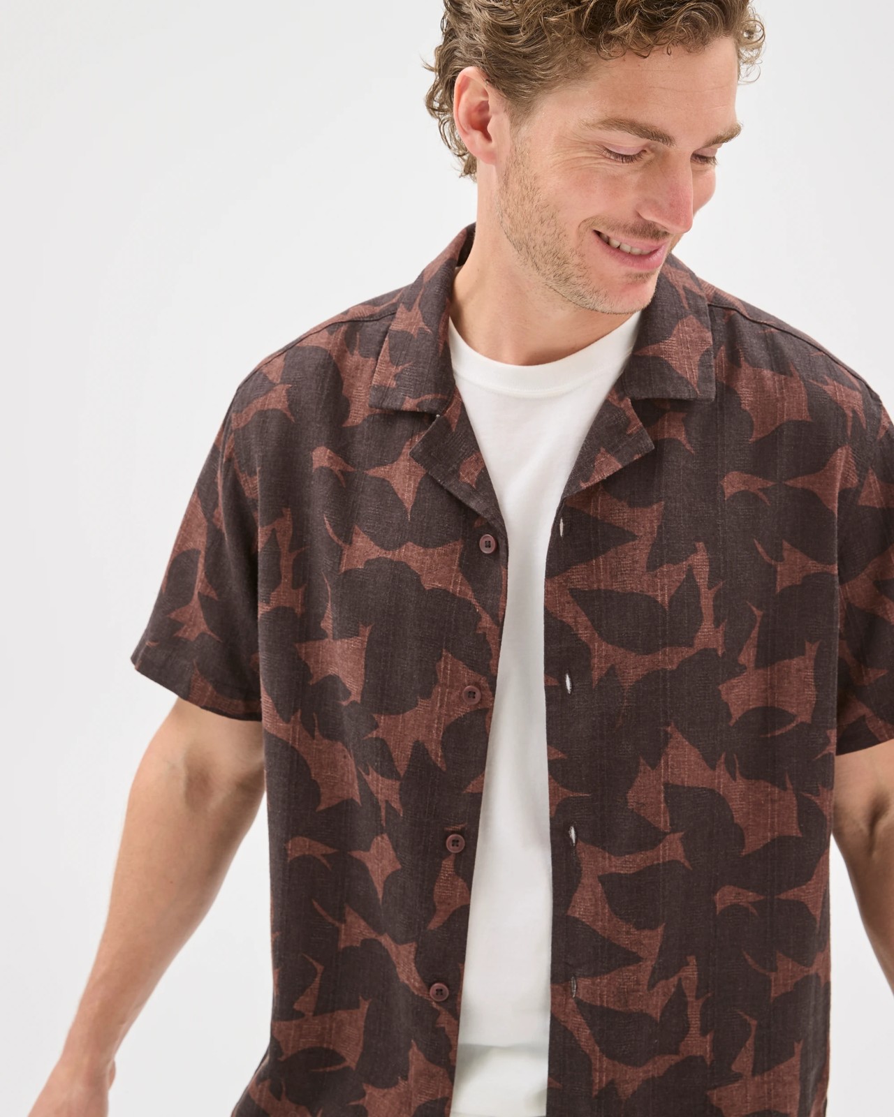 European Linen Blend Short Sleeve Textured Shirt 6 of 6