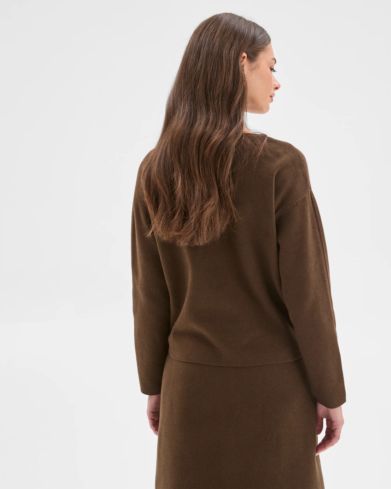 290_72439388_9+290T7243