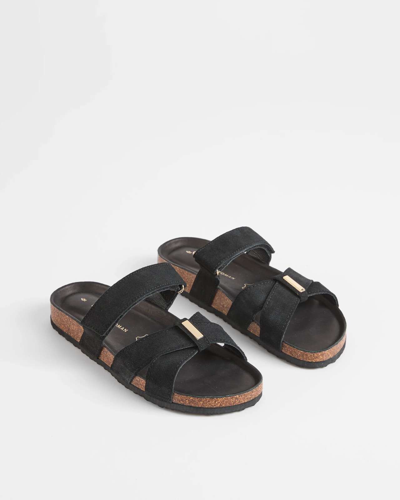 475_71272344_2+475T7127