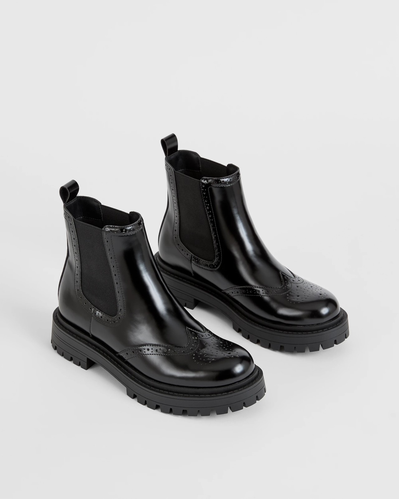 Brogue Chelsea Boots - Black 3 of 4