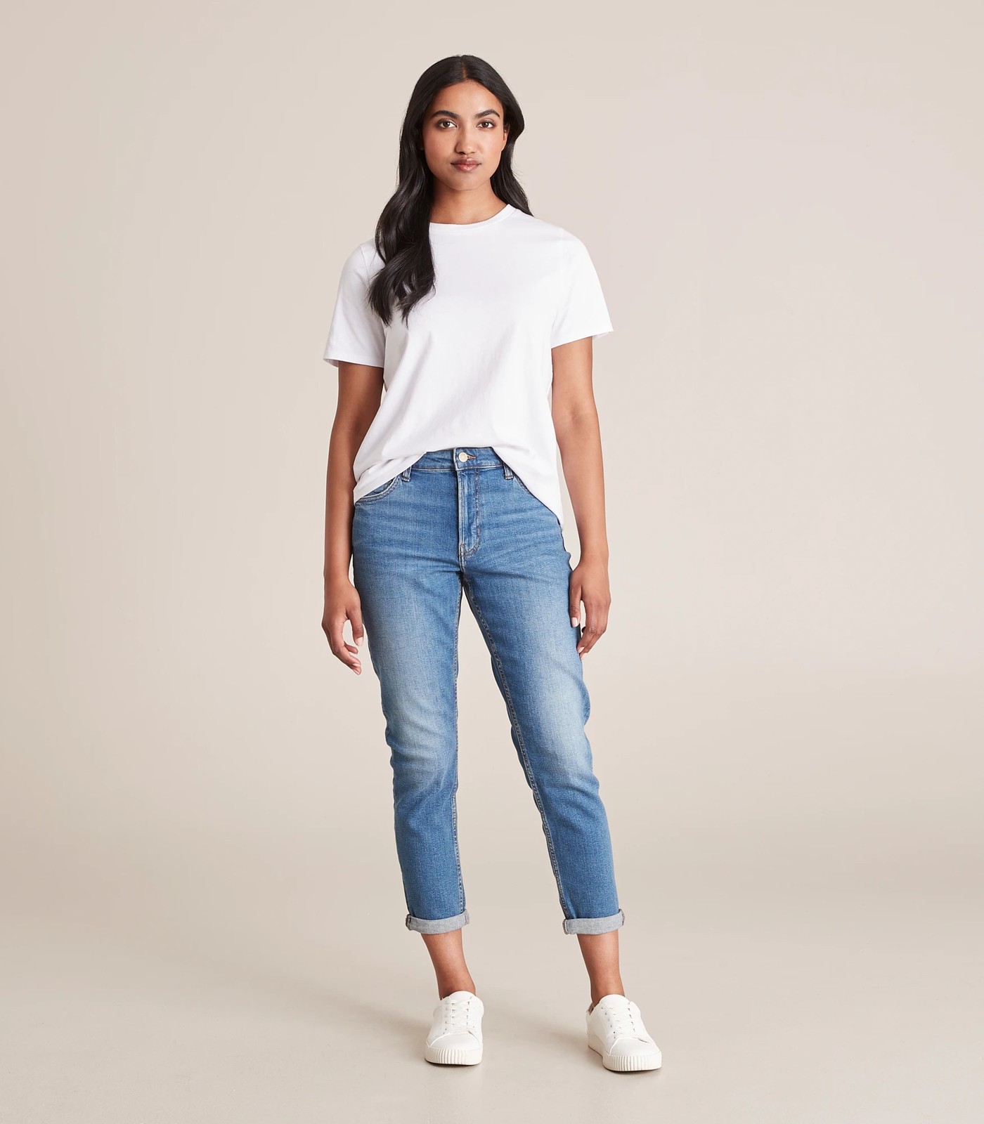 Tash Mid Rise Ankle Length Girlfriend Jeans