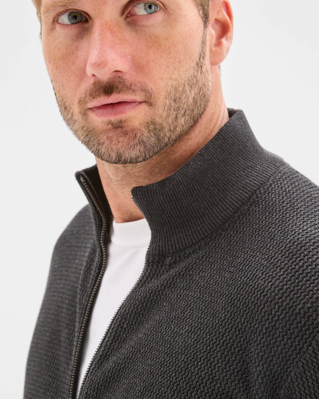 415_72058251_5+415T7205