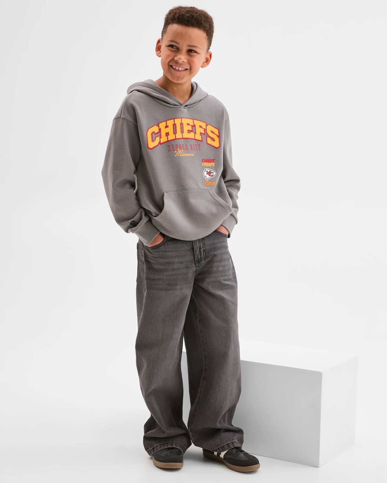 375_71985619_5+375T7198