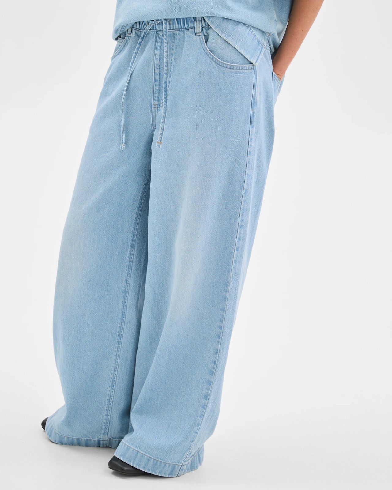 Airloom Pull On Wide Leg Denim Jeans 4 of 6