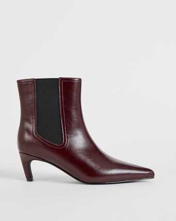 Gusset Kitten Heel Boots