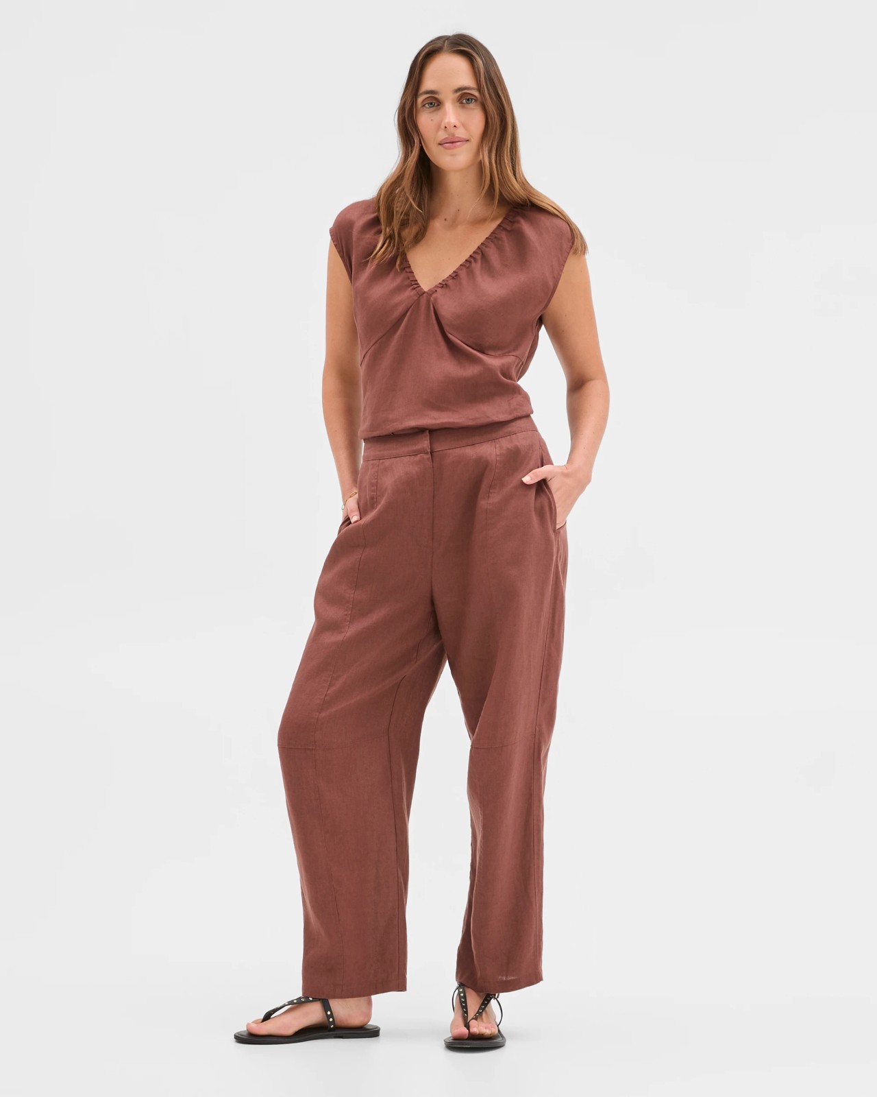 225_72121818_3+225T7212