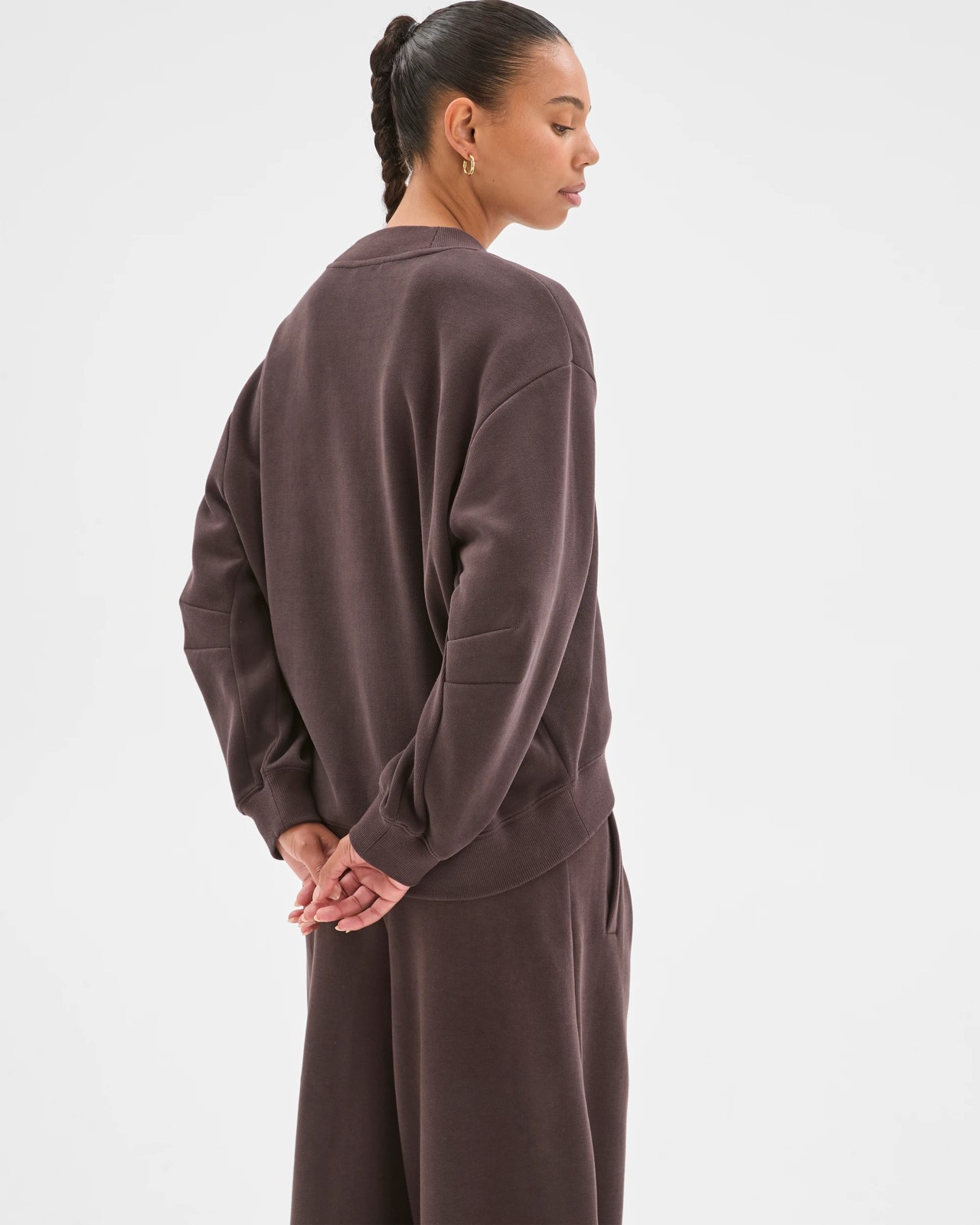 Active Australian Cotton Blend Sueded Rib V-Neck Jumper - Cocoa 6 of 6