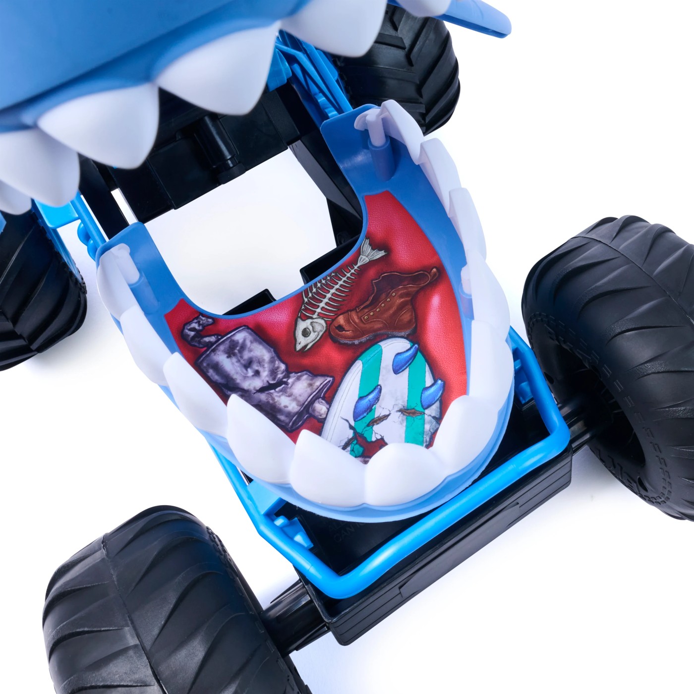 Monster Jam Chomping Megalodon RC Truck 4 of 5